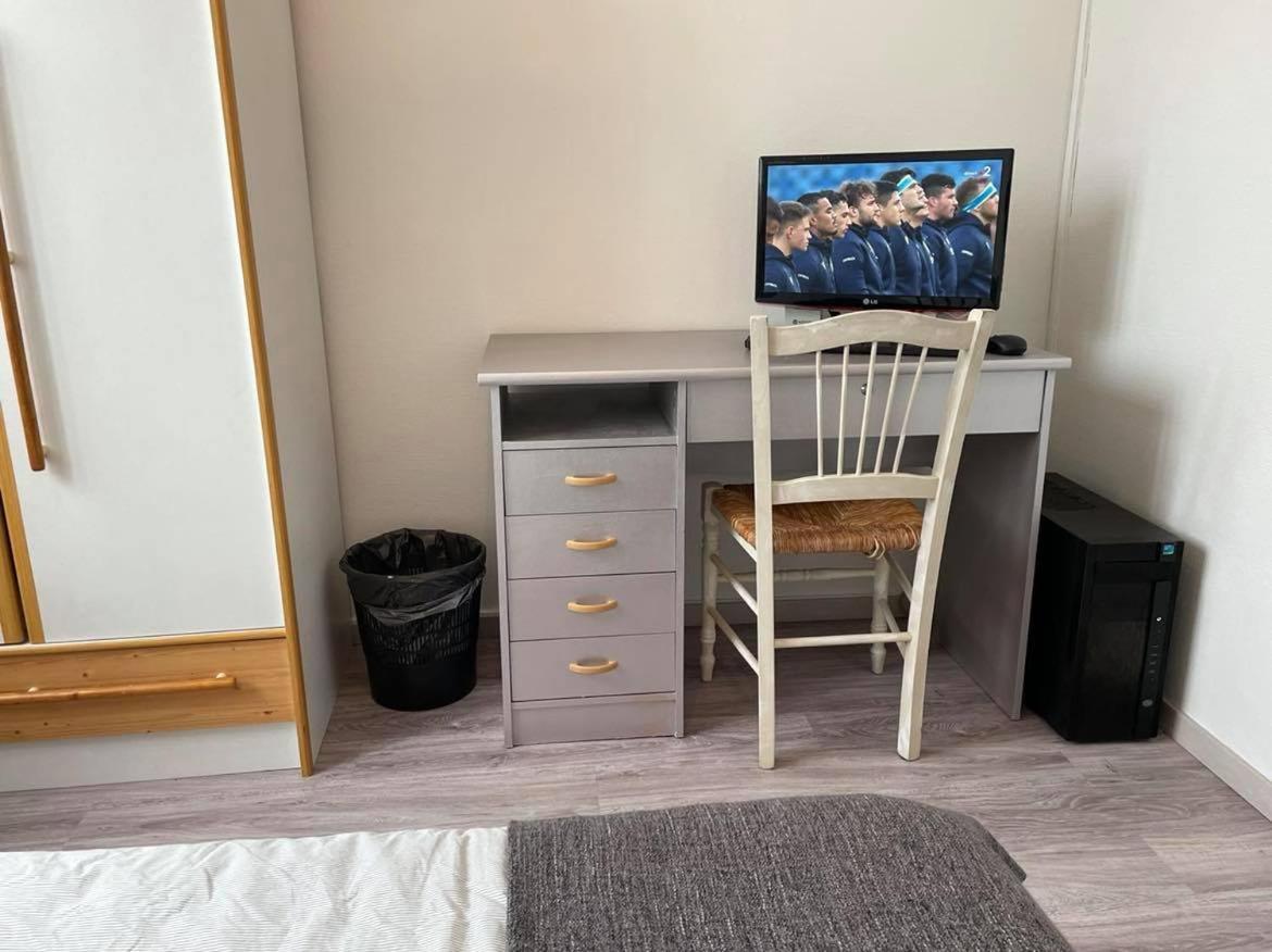Chambre Chez L'Habitant Pres De Bordeaux Cenon Dış mekan fotoğraf
